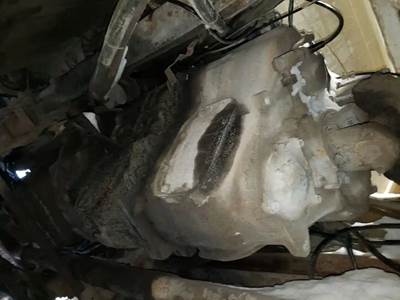 Mack T2070 Transmission for a 1989 Mack DM690S