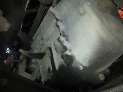 Mack T2080 Transmission for a 1990 Mack DMM6906EX