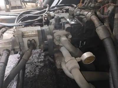 SAUER DANFOSS 520326 Transmission for a 2007 Johnston BALAI