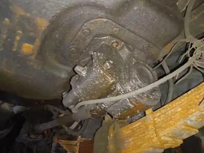 Spicer 1420-3B Transmission for a 1985 International 9370