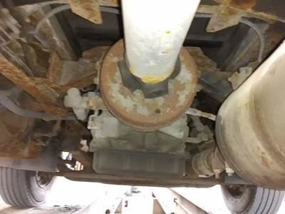 Transmission for a 2006 Mitsubishi Fuso FE85D