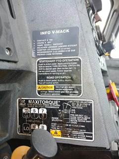 Transmission for a 1999 Mack CL-713