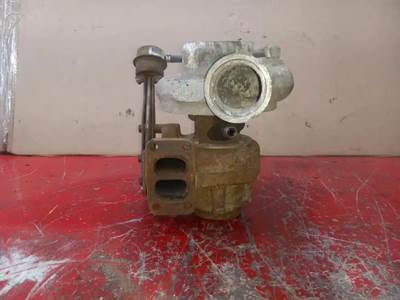 Cummins Turbocharger / Supercharger for a Freightliner FS65/AUTOBUS