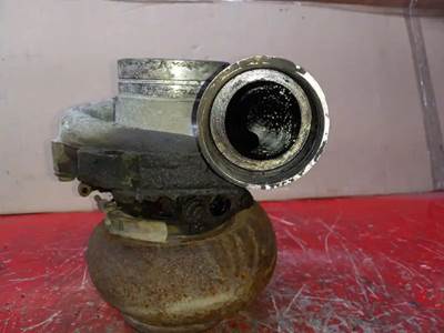 Volvo VED12C Turbocharger / Supercharger for a 2003 Volvo VNM