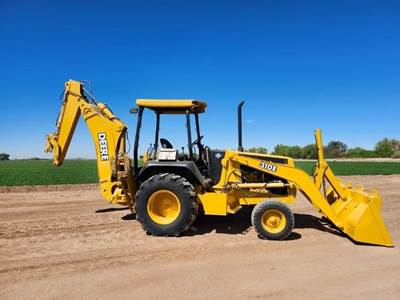 John Deere 310E Backhoe