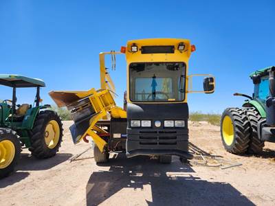New Holland STACKCRUISER 103 Bale Accumulator