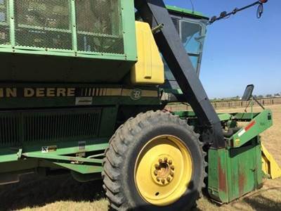 John Deere 9960 Cotton Picker