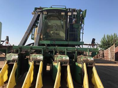 John Deere 9965 Cotton Picker