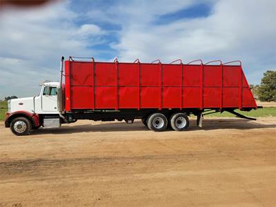 Peterbilt 378 Box Truck - 300HP, Automatic