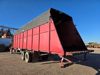 Peterbilt 378 Farm / Grain Truck - Caterpillar 300HP, 7 Speed Manual