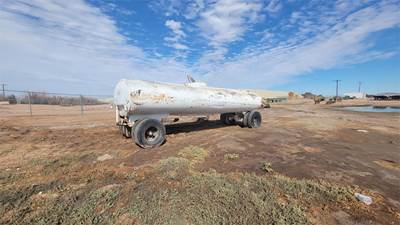 Custom Built 4000 Gal Fuel Tanker Trailer