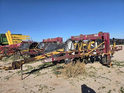 DARF 1017WB Hay Rake