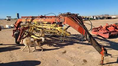 New Holland 216 Hay Rake