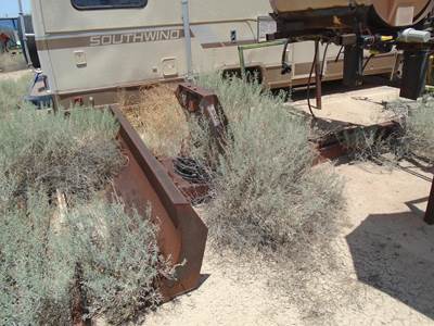 LEON FRONT Hydraulic Cylinder