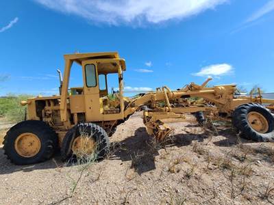 Caterpillar 120 Motor Grader