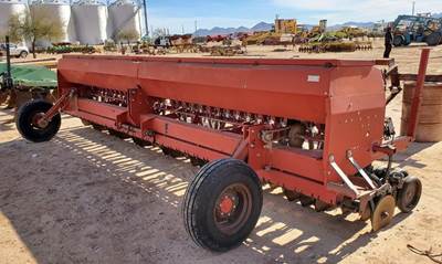 Case IH 5400 Press Wheel Drill