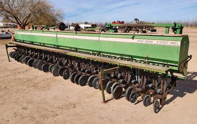 Great Plains 3PD27 Drill