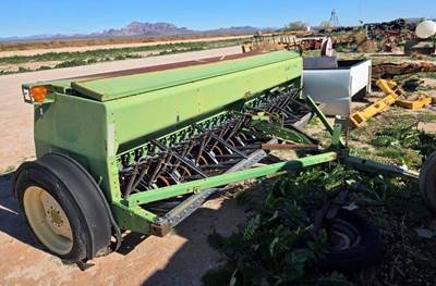 John Deere 450 Drill