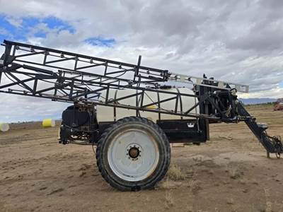 Wylie 200 Pull-Type Sprayer