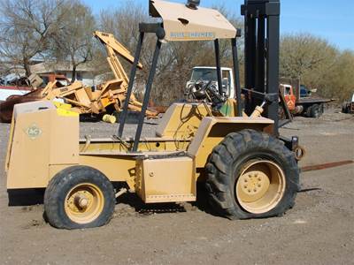 Allis-Chalmers 700 Rough Terrain Forklift
