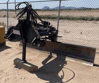 Bison CN080304000E Trailer