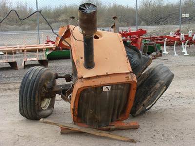 Allis-Chalmers 7000 Tractor