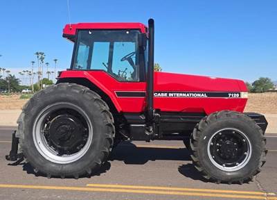 Case IH 7120 Tractor