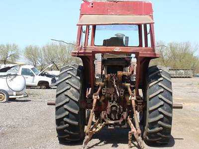 International 1566 Tractor