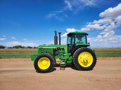 John Deere 4555 Tractor