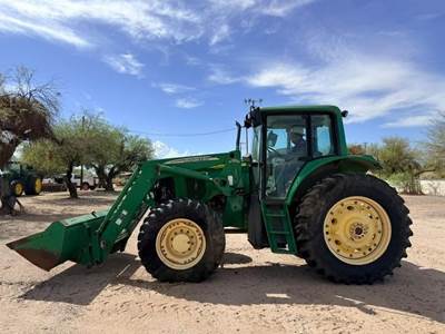 John Deere 7420 Tractor