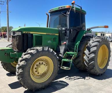 John Deere 7610 Tractor