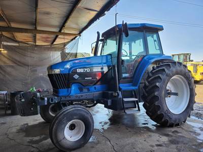 New Holland 8670 Tractor