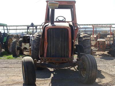 Allis-Chalmers 7060 Tractor