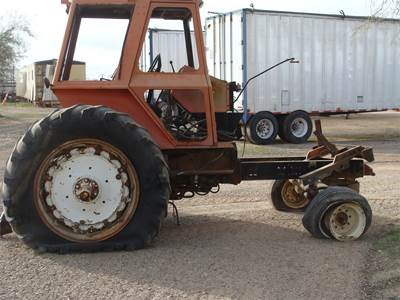 Allis-Chalmers 7060 Tractor