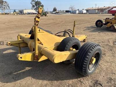 Custom Made HYDRAULIC TOOL CARRIER Tractor