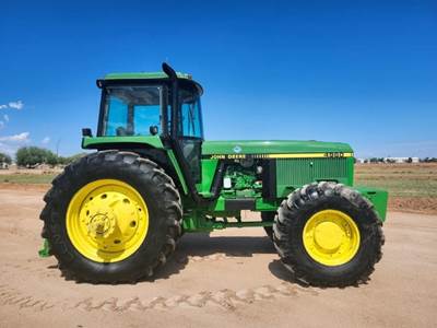 John Deere 4960 Tractor
