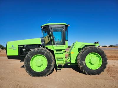 Steiger COUGAR 1000 Tractor
