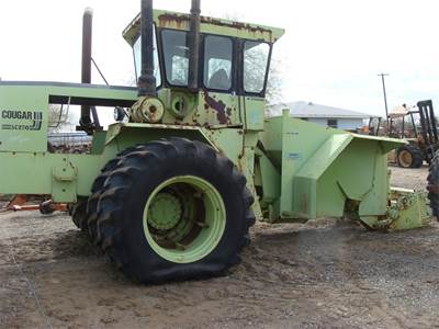 Steiger COUGAR III ST270 Tractor