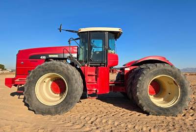 Buhler Versatile 435 Tractor