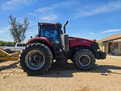 Case IH Magnum 310 Tractor