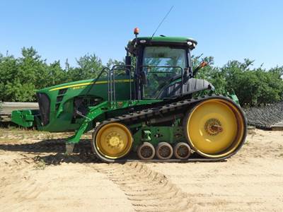 John Deere 8320RT Tractor