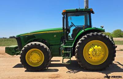 John Deere 8520 Tractor