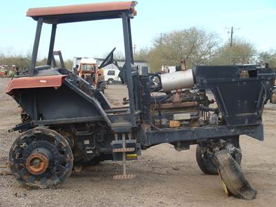 International 3288 Tractor