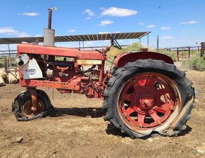 International 504 Tractor