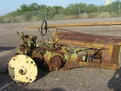 John Deere 620 Tractor
