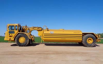 Caterpillar 621G Water Wagon