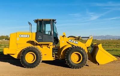 John Deere 624H Wheel Loader