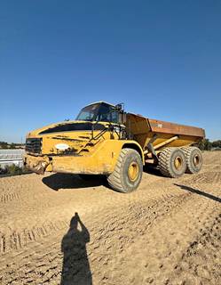 2003 Caterpillar 740B Articulated Truck