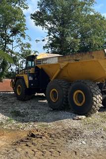 Komatsu HM400 Articulated Truck