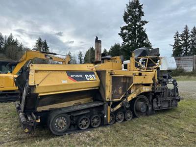 2005 Caterpillar AP 1055D Asphalt Paver